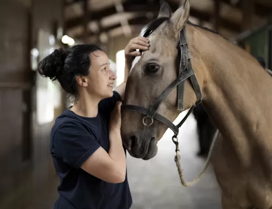 Anaïs de l'Académie Equestre et son cheval