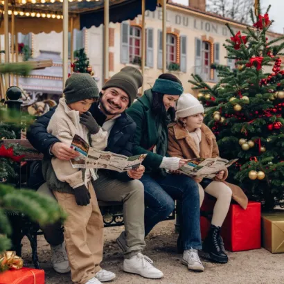 Famille dans le Bourg Bérard à Noël
